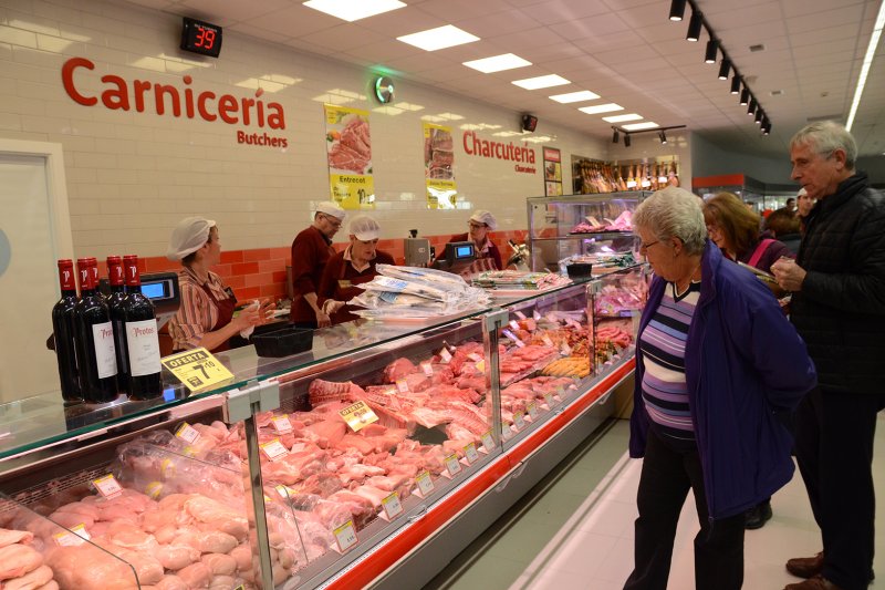 Supermercats masymas estrena un nou concepte ms confortable i modern amb el nou establiment de Xbia