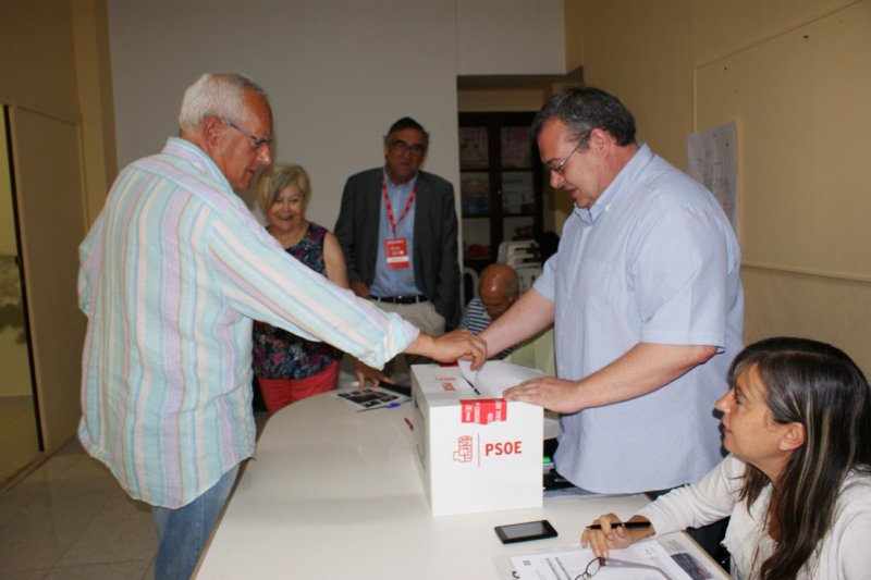 Pedro Snchez se impone en la Marina Alta con casi el 64% de los votos 
