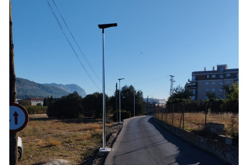 El Cam del Cementeri de Pedreguer estrena noves lluminries