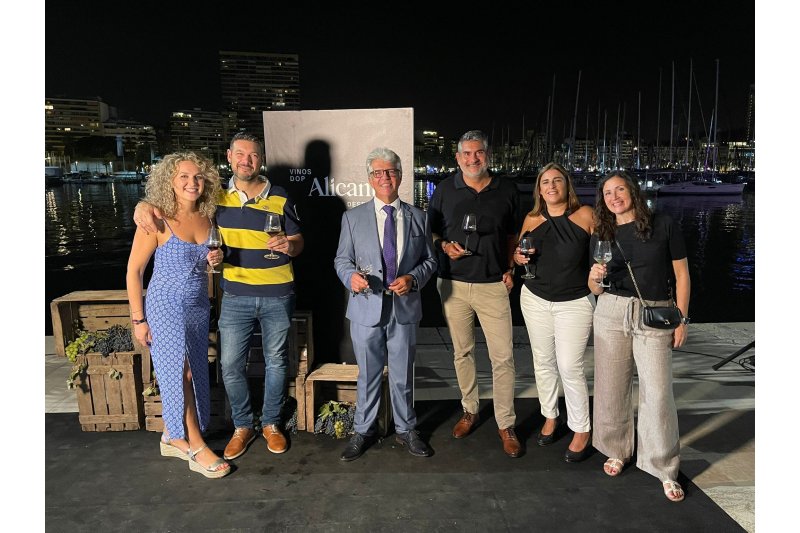 La gran fiesta de los vinos de Alicante
