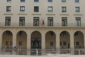 La Audiencia Provincial juzga a un hombre por abusos a una menor en Dnia 