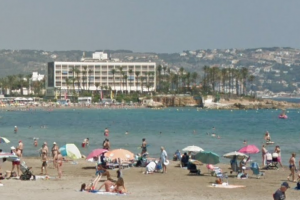 Batalla con los ecologistas: El Ayuntamiento de Xbia aclara que la playa del Arenal es ptima para el bao