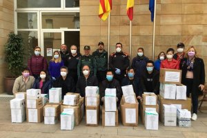 La comunidad china dona mascarillas en Calp y Benitatxell