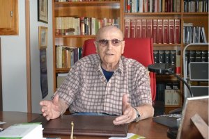 Bernat Cap rebr el Llorer d'Or de la Universitat d'Alacant