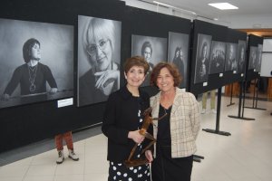 La exposicin fotogrfica Dorothea enmarca el premio Jo dona Pego 2023 de Joaqui Lull