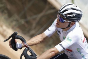 El javiense Juan Ayuso se cuela en el podium de la Vuelta a Espaa