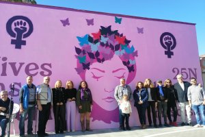 Un mural de Larouch culmina la commemoraci del Dia internacional per leliminaci de les violncies contra les dones a Els Poblets