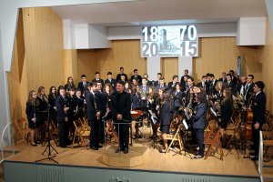 La Uni Musical de Gata ret homenatge a la famlia dels Musiqueros