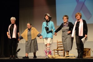 Pedreguer: Valentes i Positives fan del teatre un cant optimista per a la lluita contra el cncer