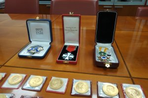 La Generalitat subasta medallas nazis y franquistas y monedas pertenecientes a una mujer alemana que viva en Dnia