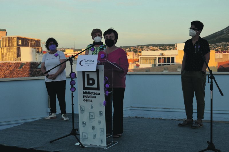 Matria rinde homenaje a la profesora Irene Ballester en el acto del Certamen Literario por la Igualdad de Gnero
