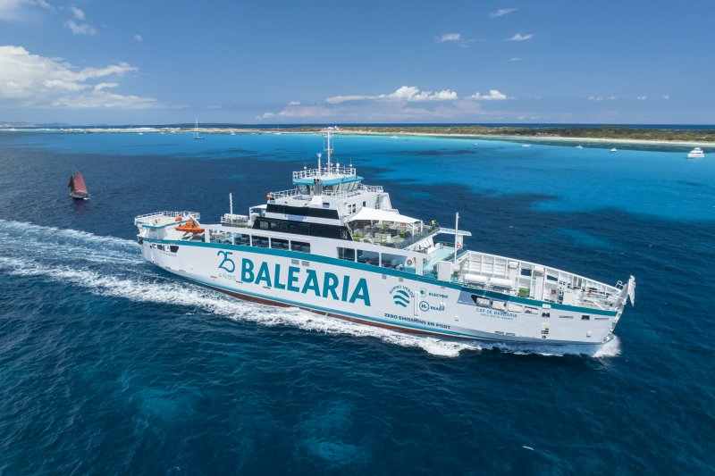 Baleria presenta el Cap de Barbaria, el primer 'ferry' elctrico de Espaa