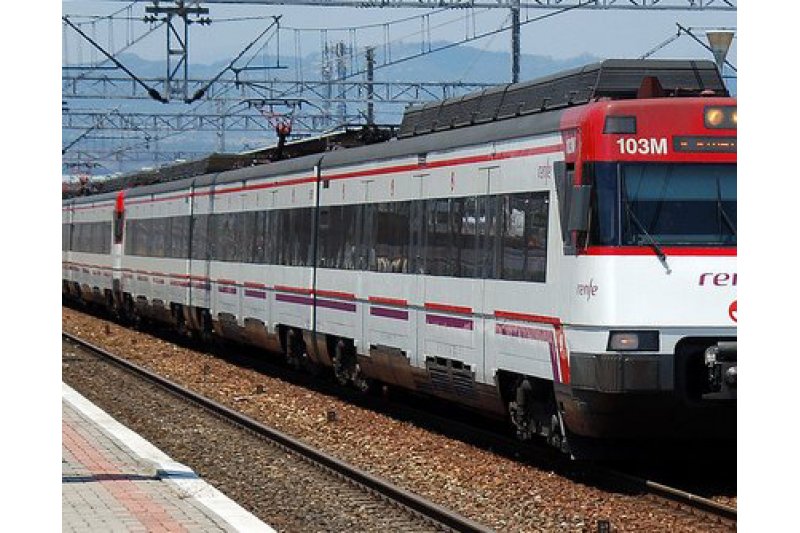 FGV invierte 3 millones de euros en la compra de traviesas y carriles para el trenet entre Dnia y Teulada  