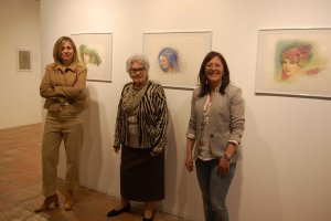 Rosa Sastre ofereix una col·lecció de retrats imaginaris al Centre d’Exposicions de Pego 