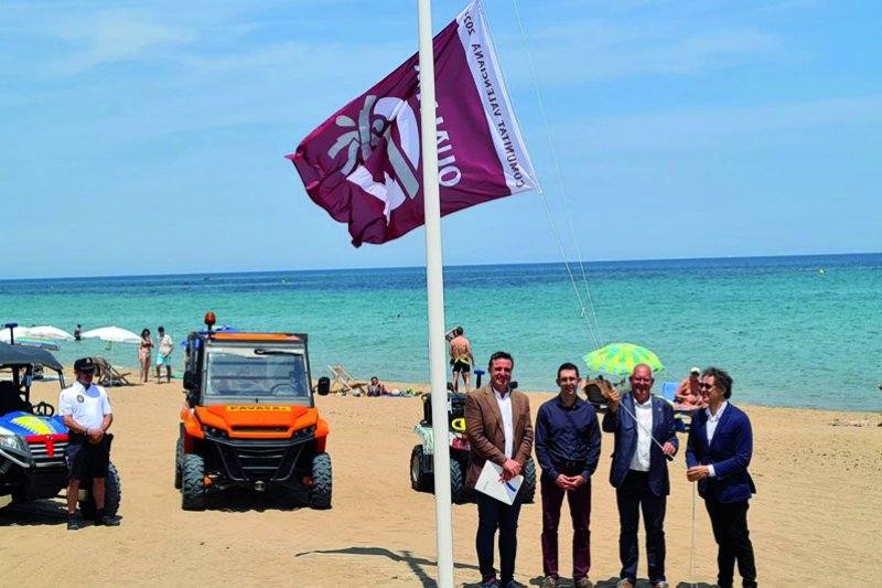 Turisme Comunitat Valenciana entrega en Dnia las Banderas Qualitur
