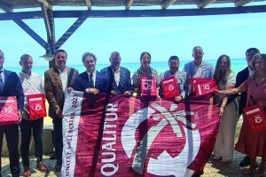 Turisme Comunitat Valenciana lliura a Dnia les Banderes Qualitur