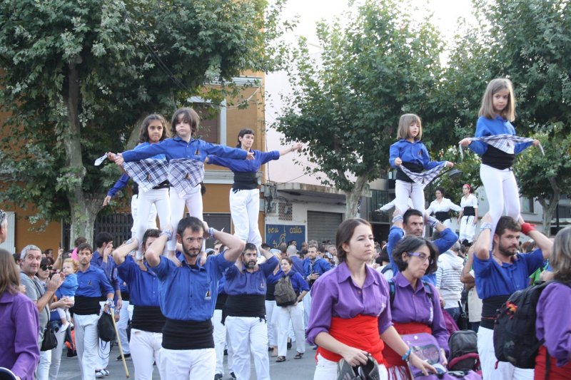 El Festacarrer dOndara converteix els carrers del municipi en epicentres de la cultura popular
