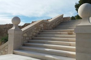 Las escaleras del Palau del Governador, nuevo atractivo del castillo de Dnia
