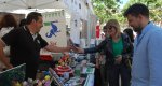Talleres, demostraciones y concurso de pintura rpida revitalizan la Fira de Comer de Pego 2022 en el paseo Cervantes