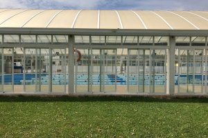 Maquinria dltima tecnologia a la piscina municipal de Poble Nou de Benitatxell