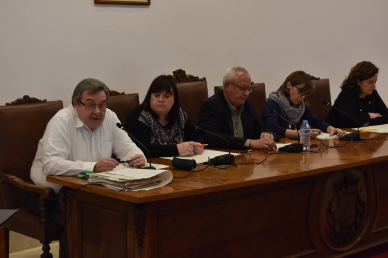 El PSPV logra el apoyo de Gent de Dnia al presupuesto tras incluir 200.000 euros para el alcantarillado del Montg