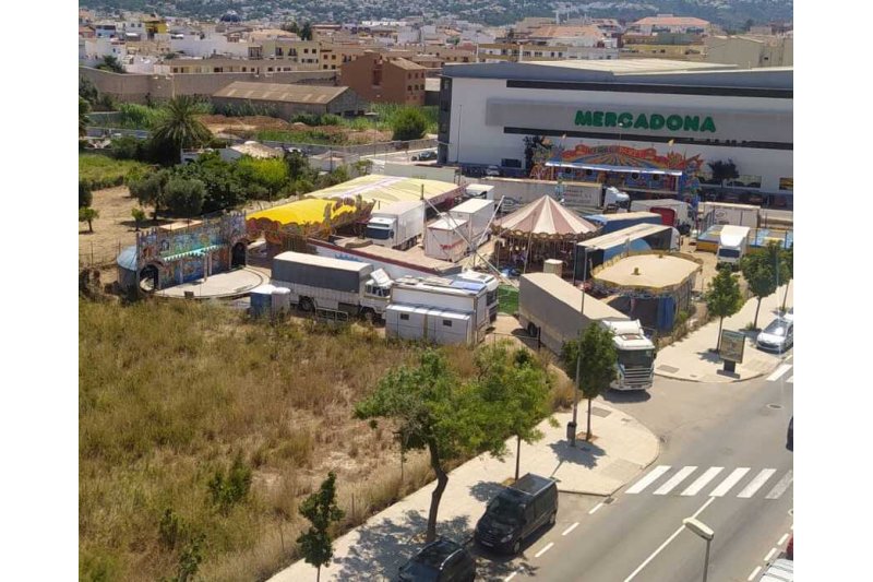 El Ayuntamiento de Dnia an no ha autorizado la feria instalada en la avenida Miguel Hernndez