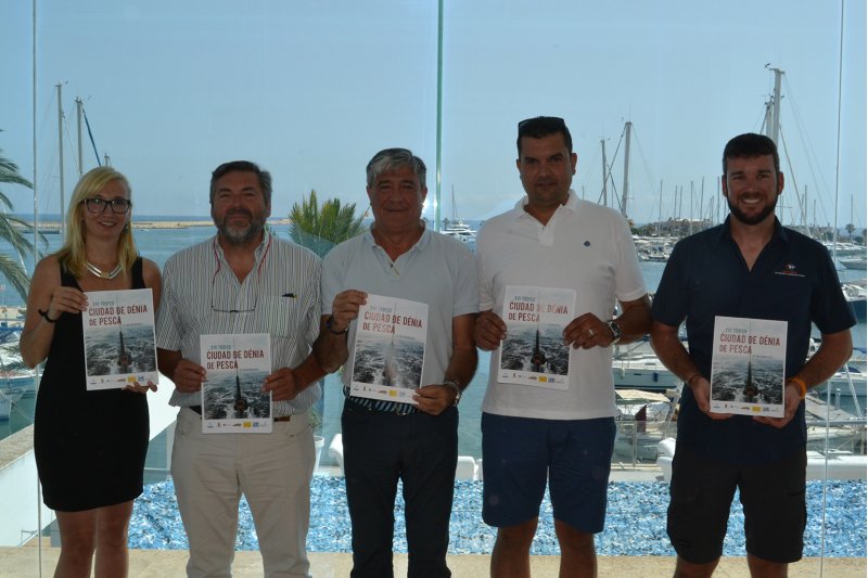 Una veintena de barcos participan en el Trofeo Ciudad de Dnia de Pesca de Altura al Curricn