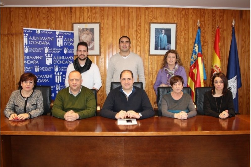 Ferrando remodela el equipo de gobierno de Odnara y crea la figura de concejal de barrio
