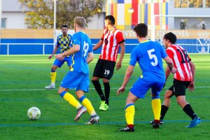 El Dnia cae goleado en Benidorm (4-1) en un pobre partido 