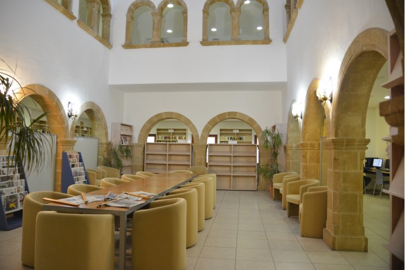 Termina la reforma de la biblioteca del Centre Histric de Xbia
