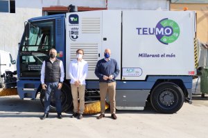 Teulada Moraira estrena una nueva barredora para dar servicio a las urbanizaciones del municipio