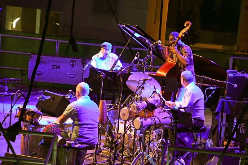 En torno de 7.000 personas pasan por las tres actuaciones del festival Xbia Jazz