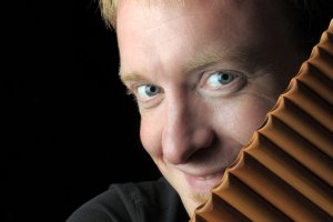 Matthias Schlubeck actua amb la seua flauta mgica als Concerts de la Tardor de Pedreguer