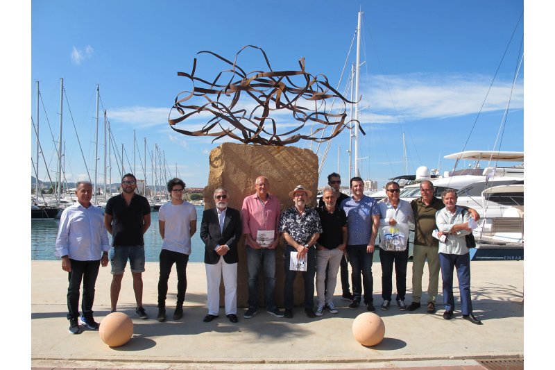 La escultura Colp de Mar de Toms Sivera gana el primer premio de Esculturas frente al mar de Marina de Dnia