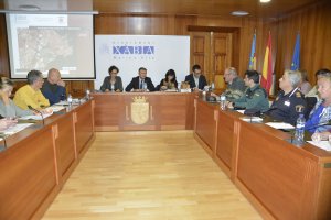 La Generalitat implica a ayuntamientos y agentes sociales en la recuperacin de la zona del incendio de septiembre