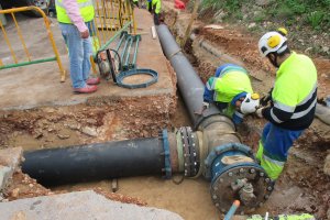 Aqualia renueva 850 metros de la red de agua potable en La Plana d'Elies de Dnia