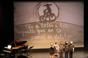 La Colla El Fal clausura su dcimo aniversario en el Auditori de Teulada