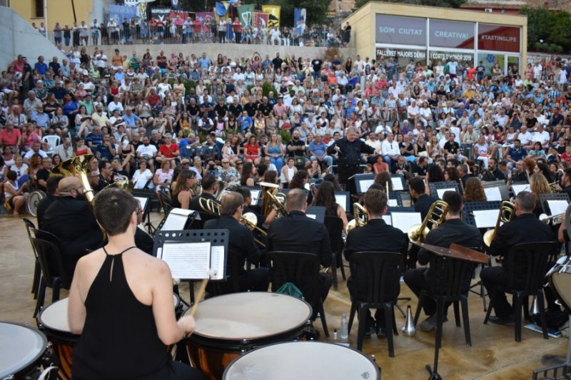 La Banda de Dnia entusiasma al pblico en el concierto de msica festera 