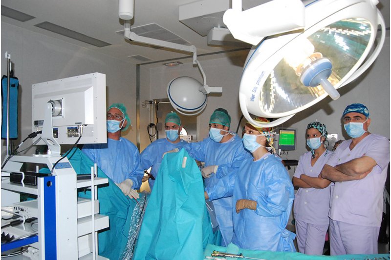 El equipo de Urologa del Hospital de Dnia recibe un premio en el 53 Congreso de la Comunidad Valenciana