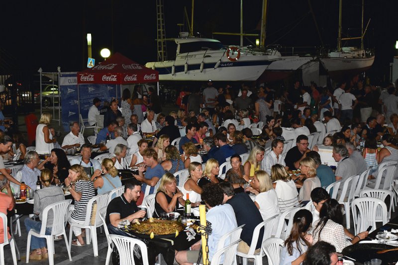Cerca de 400 invitados disfrutan del concurso de paellas de la Semana de la Vela de Xbia