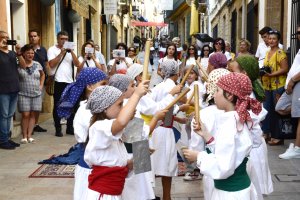 Les danses del Corpus omplen este diumenge de tradici el Centre Histric de Xbia