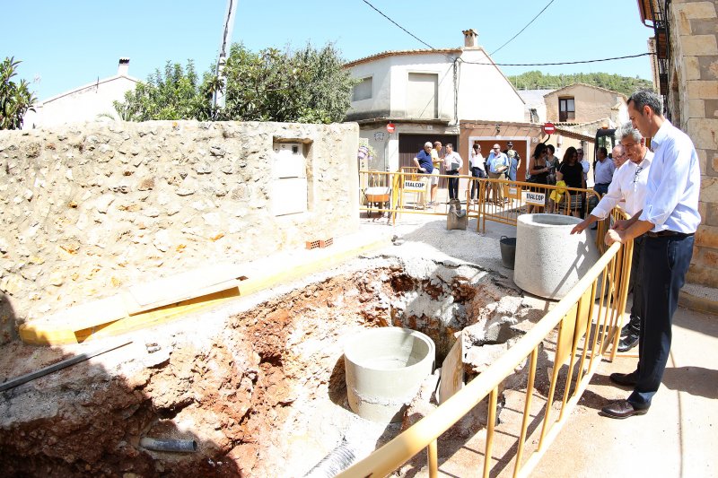 La Diputacin de Alicante mejora las redes de agua potable y la pavimentacin de las calles de Llber con una inversin de 314.000 euros