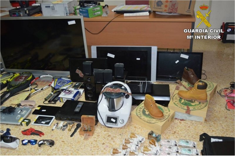 La Guardia Civil desarticula un grupo que robaba en casas de la comarca 