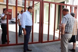 L'Ajuntament d'Ondara renova el tancament de les entrades de bous