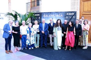 Xàbia se convierte en capital de la moda con su tributo a Balenciaga