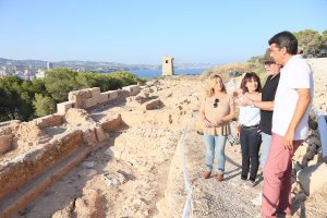 Las excavaciones en la Pobla Medieval de Ifac confirman el descubrimiento de la Puerta Oeste