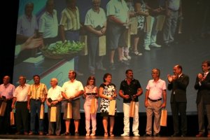 La segunda Muestra de Enoturismo y Gastronoma homenajea a los agricultores locales  