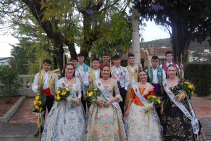L’ofrena posa el colorit del folklore a les festes patronals d’Orba