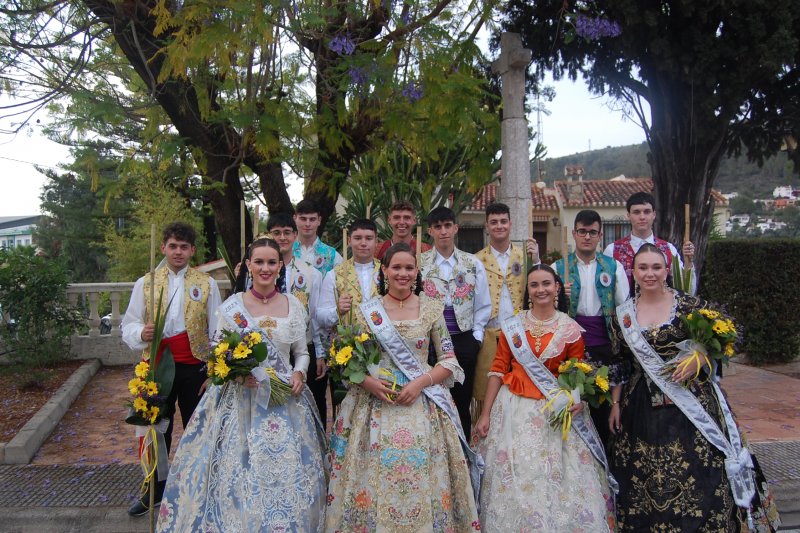 Lofrena posa el colorit del folklore a les festes patronals dOrba