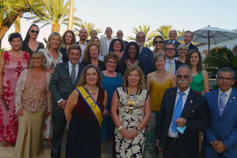 Luis Santos, nuevo presidente del Rotary Club Jvea